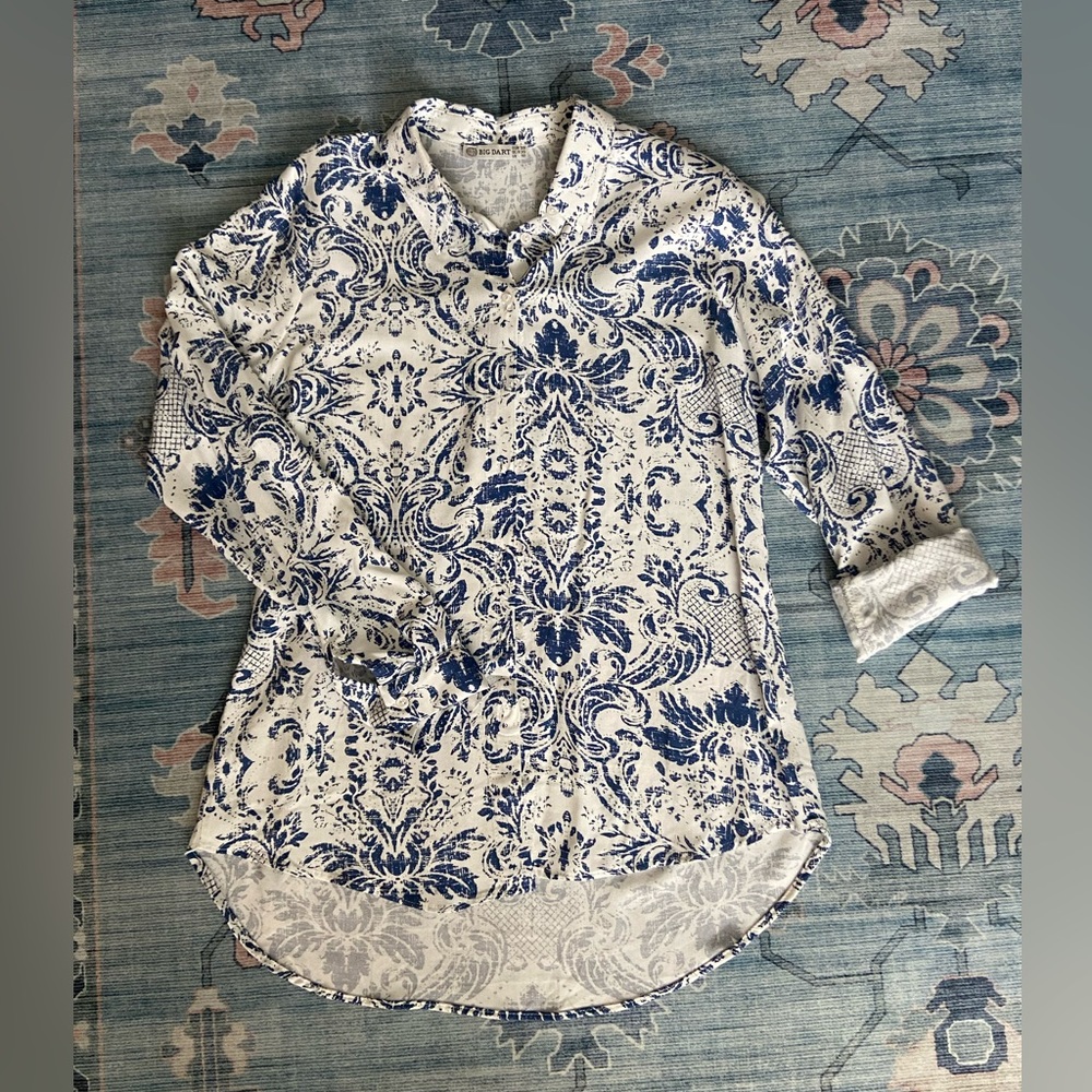 Big Dart Button Up Blouse- Size 36Eur, 6 US